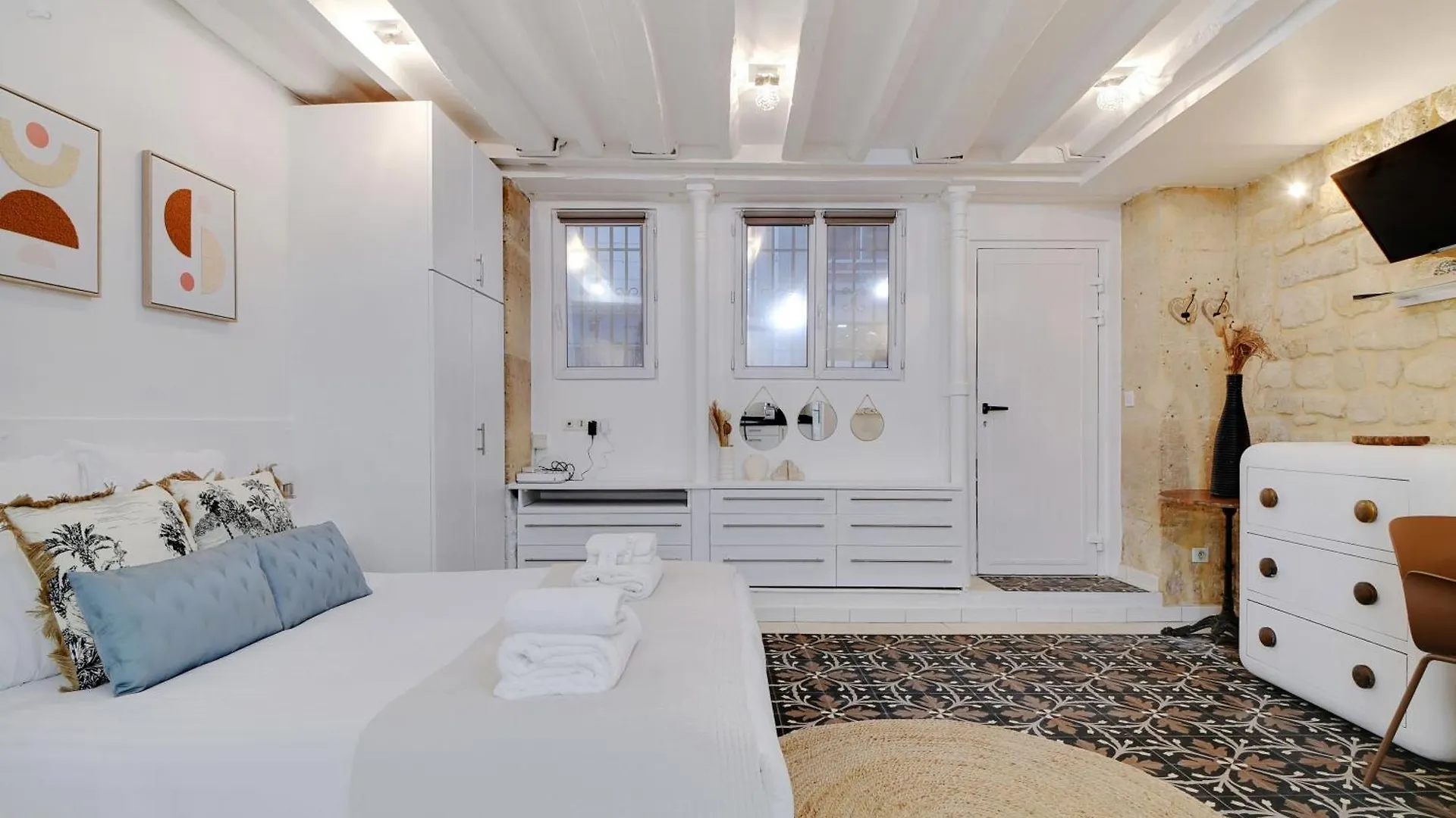Pick A Flat'S Apartment In Bastille - Rue Amelot Paris France